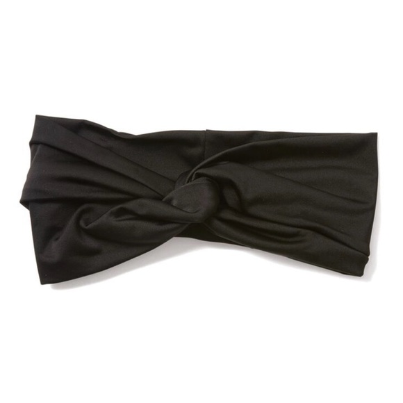 Silky Wide Medium Infinity Band in Black by Firstline Evolve Essentials - Picture 2 of 3